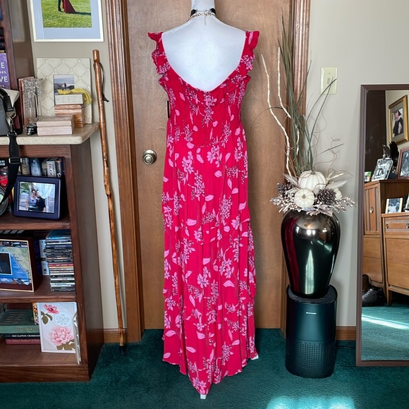 Floral Ruffle Red Dress - Picture 9 of 16